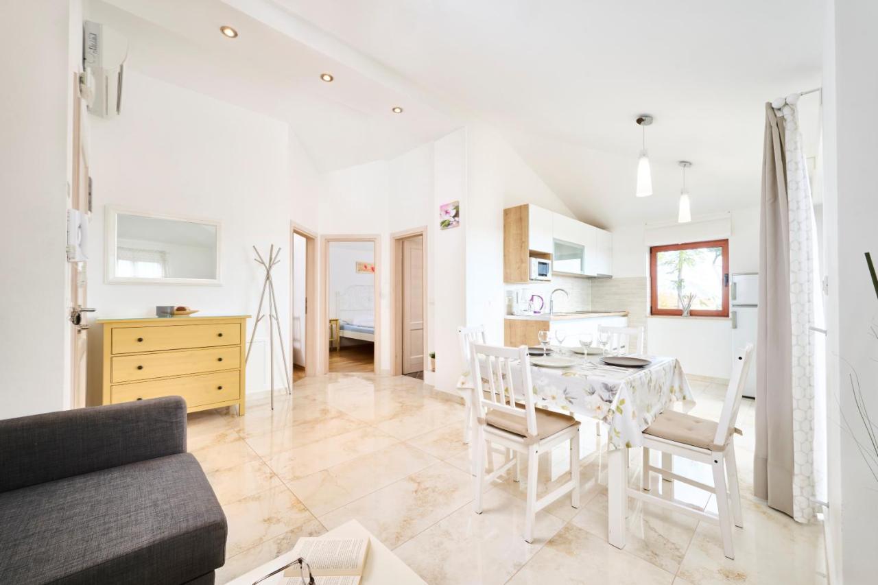 Elia Apartments Savudrija Εξωτερικό φωτογραφία