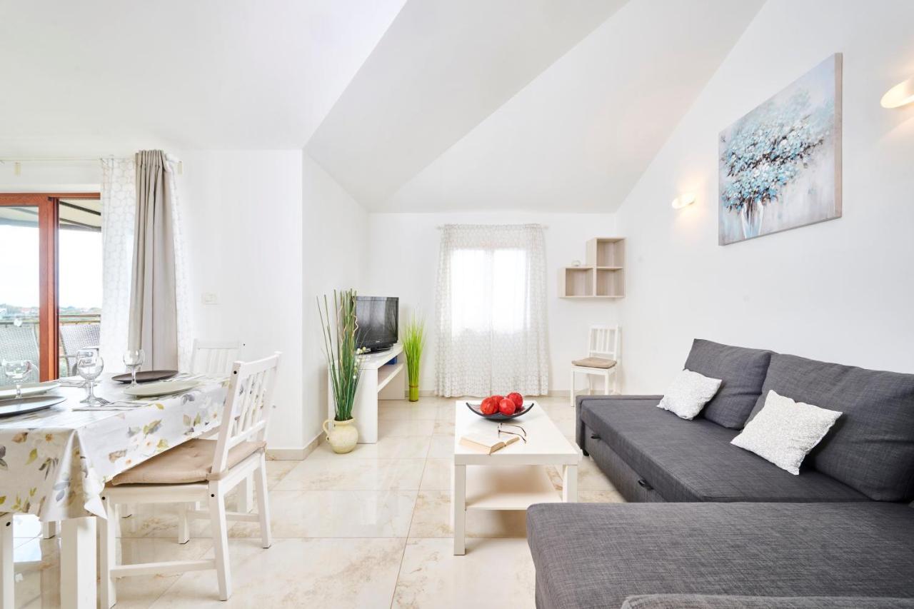 Elia Apartments Savudrija Εξωτερικό φωτογραφία